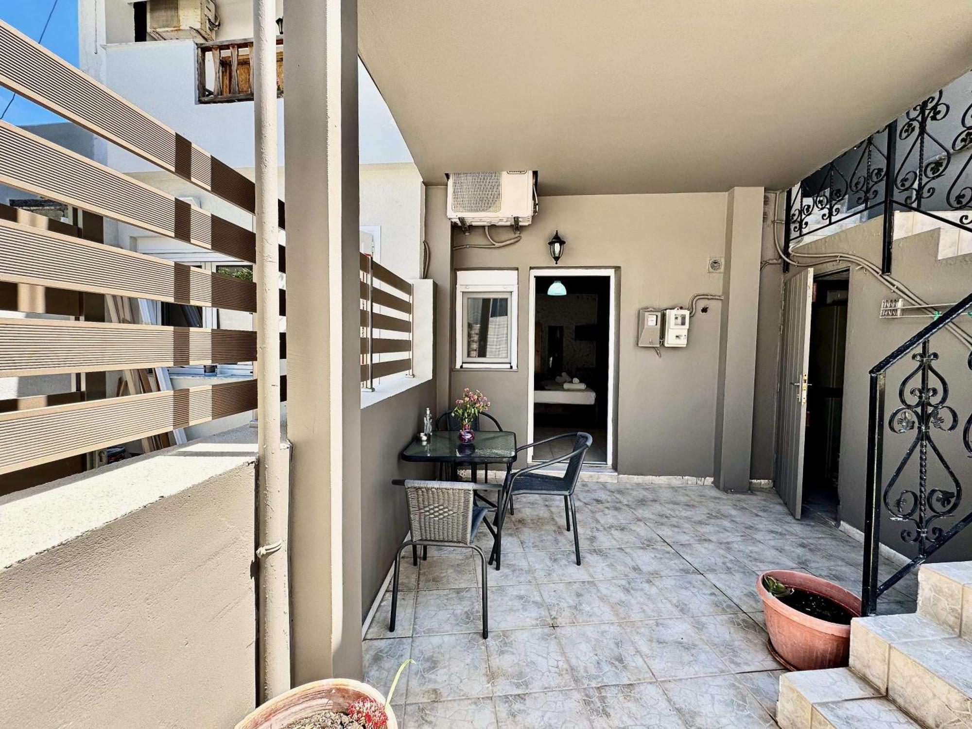 "Studios Anna" Λέντας Εξωτερικό φωτογραφία
